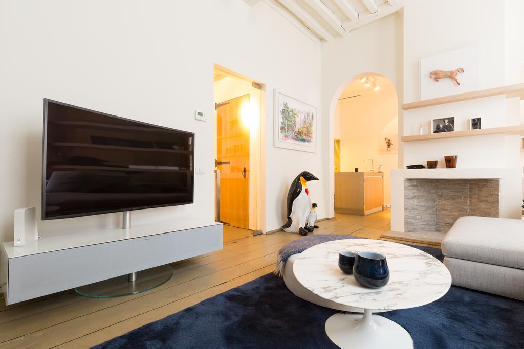 Y & L Villa Antwerp Exterior photo